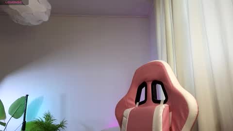 Snapshot of dragon_ink chatting on 21, 11, 2025 Lisbeth Salander online show from 21, 11, 2025