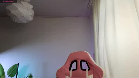 Snapshot of dragon_ink chatting on 24, 11, 2025 Lisbeth Salander online show from 24, 11, 2025