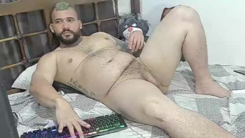 Snapshot of drake_white1 chatting on 5, 3, 2025 drake whitee Independent Model online show from 5, 3, 2025