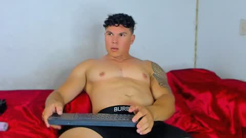 drake_xion1 online show from 28, 1, 2025