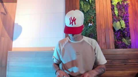 Drake Neuman online show from 14, 4, 2026