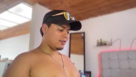 Snapshot of drakenn_ chatting on 11, 2, 2026 drakeeee online show from 11, 2, 2026