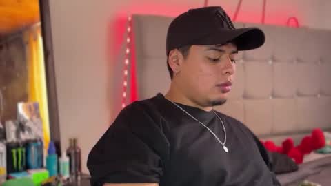 Snapshot of drakenn_ chatting on 15, 3, 2026 drakeeee online show from 15, 3, 2026