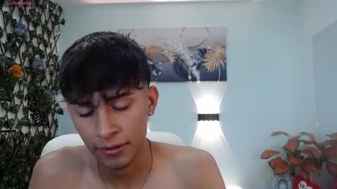 Snapshot of draxblade chatting on 22, 11, 2025 DraxBlade online show from 22, 11, 2025