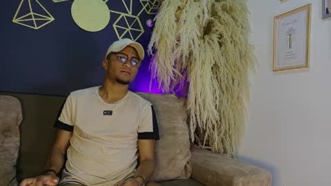 Snapshot of drayk_x chatting on 24, 4, 2026 drayk_x online show from 24, 4, 2026