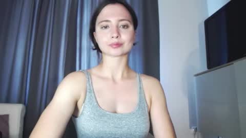 Nicole online show from 9, 9, 2025