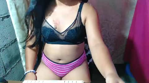 Snapshot of dream_pussyxx chatting on 22, 6, 2026 dream_pussyxx online show from 22, 6, 2026