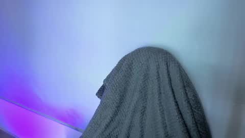 Snapshot of dreambooo_ chatting on 2, 5, 2026 C A M I L A online show from 2, 5, 2026