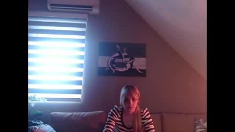 Snapshot of dreamcatcherfantasy chatting on 11, 12, 2024 A girl online show from 11, 12, 2024