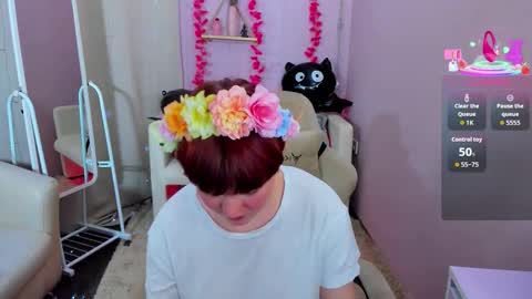 Snapshot of dreammyluna chatting on 16, 10, 2025 Luna online show from 16, 10, 2025