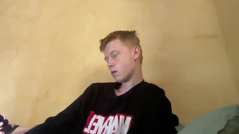 Snapshot of dreamy_devi1 chatting on 5, 4, 2026 dreamy_devi1 online show from 5, 4, 2026