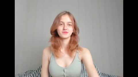 Snapshot of dreamy_pollyyy chatting on 30, 10, 2025 dreamy_pollyyy online show from 30, 10, 2025