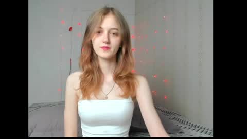 dreamy_pollyyy online show from 14, 5, 2026