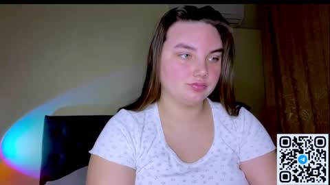 Snapshot of dreamyblushfairy chatting on 11, 3, 2026 Mila online show from 11, 3, 2026