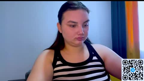 Snapshot of dreamyblushfairy chatting on 22, 5, 2026 Mila online show from 22, 5, 2026