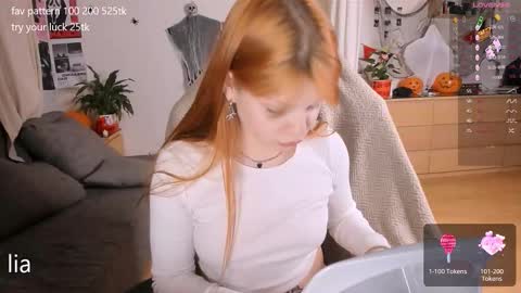 Snapshot of dreamysoul chatting on 24, 10, 2025 my name is Lia online show from 24, 10, 2025