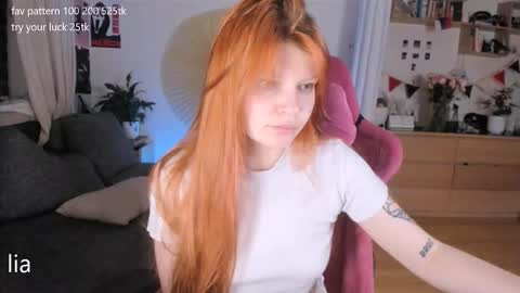 Snapshot of dreamysoul chatting on 28, 11, 2025 my name is Lia online show from 28, 11, 2025