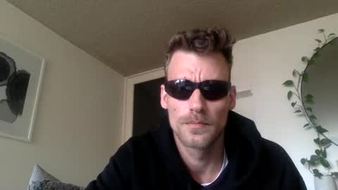 Snapshot of drejjj3000 chatting on 21, 10, 2025 drejjj3000 online show from 21, 10, 2025