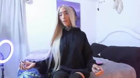 drippyorlove online show from 4, 12, 2024