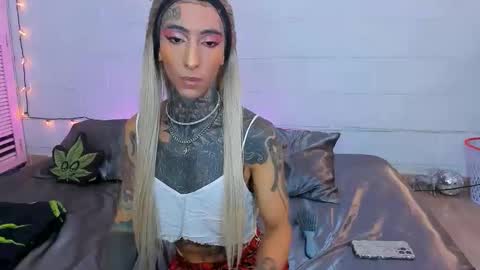 drippyorlove online show from 21, 5, 2026