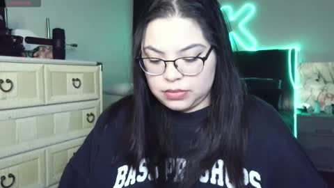 Snapshot of drizzypeach602 chatting on 18, 3, 2026 Drizzypeach602 online show from 18, 3, 2026