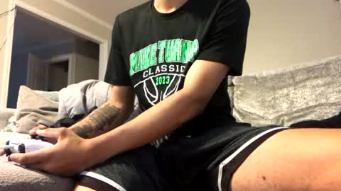 Snapshot of drobbb656 chatting on 10, 7, 2026 2xTheTrouble online show from 10, 7, 2026