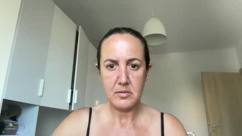 Snapshot of drresa chatting on 6, 6, 2026 Dr. Resa online show from 6, 6, 2026