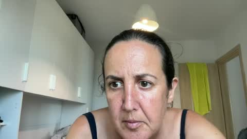 Snapshot of drresa chatting on 25, 6, 2026 Dr. Resa online show from 25, 6, 2026