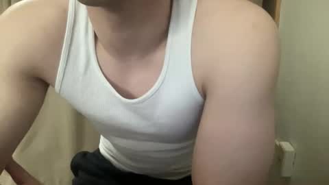 Snapshot of drveucrzy chatting on 13, 4, 2026 driveucrzy online show from 13, 4, 2026