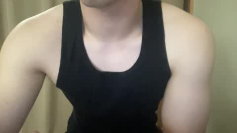 Snapshot of drveucrzy chatting on 17, 4, 2026 driveucrzy online show from 17, 4, 2026