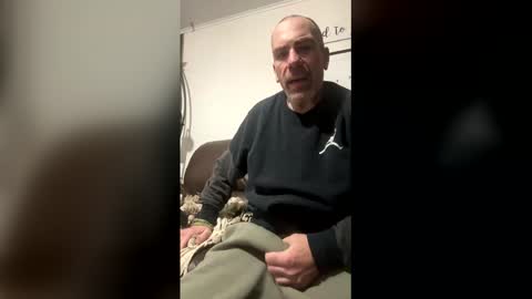 Snapshot of dryjerkoff chatting on 17, 12, 2025 dryjerkoff online show from 17, 12, 2025