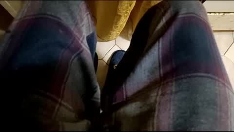 Snapshot of dthedog12 chatting on 24, 2, 2025 dthedog12 online show from 24, 2, 2025