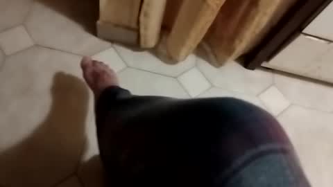 Snapshot of dthedog12 chatting on 6, 11, 2025 dthedog12 online show from 6, 11, 2025