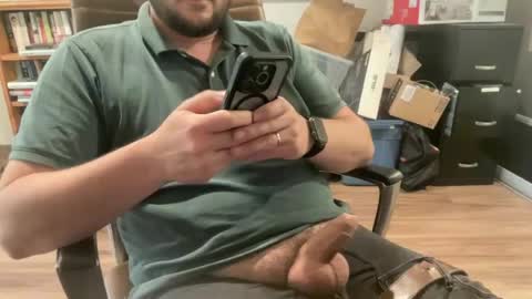 Snapshot of dubhut chatting on 18, 6, 2026 dubhut online show from 18, 6, 2026