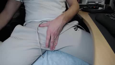 Snapshot of duderuhornyx chatting on 26, 1, 2025 duderuhornyx online show from 26, 1, 2025