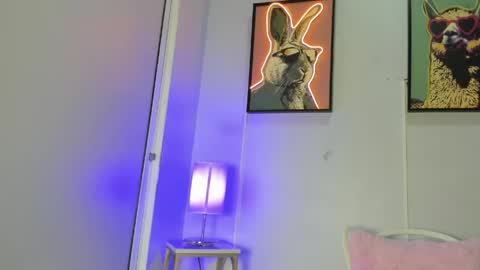 dulce__fiore07 online show from 14, 4, 2026