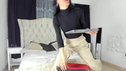 Snapshot of dulce_alexandra chatting on 30, 4, 2026 Dulce Alexandra online show from 30, 4, 2026