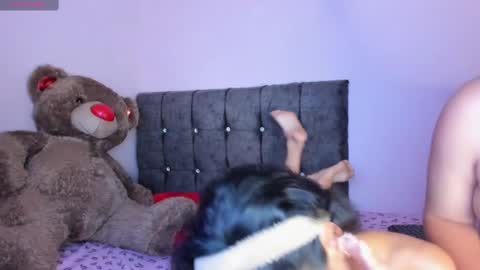 dulce_and_lion online show from 18, 11, 2025