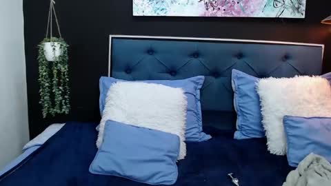 C E L E S T E  online show from 9, 2, 2025