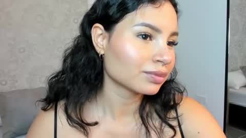 Snapshot of dulce_natyy chatting on 16, 10, 2025 N A T Y online show from 16, 10, 2025