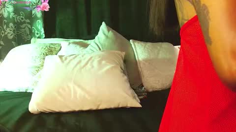   online show from 19, 12, 2025