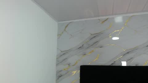 Snapshot of dulce_tentaciion chatting on 6, 4, 2026 Dulce online show from 6, 4, 2026