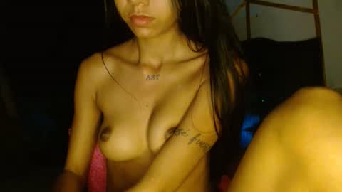 dulcelatina222 online show from 28, 11, 2025