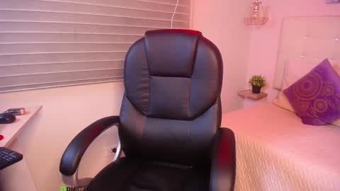 Snapshot of dulcerose01 chatting on 24, 2, 2025 Dulce Rose online show from 24, 2, 2025
