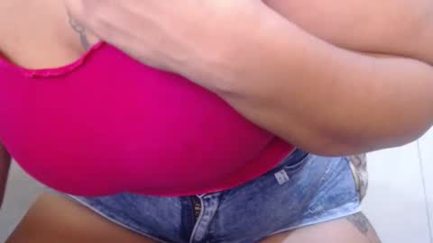 Snapshot of dulcetiffanii chatting on 21, 4, 2026 Sofia online show from 21, 4, 2026