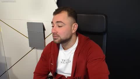 Snapshot of duncanstones chatting on 7, 11, 2025 DuncanStone online show from 7, 11, 2025