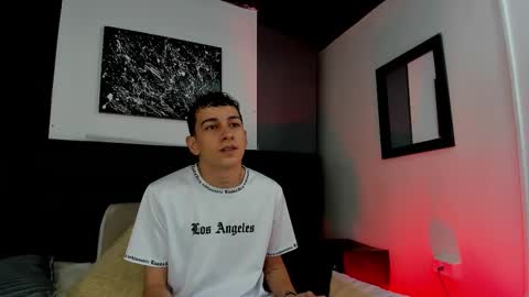 Snapshot of duolust chatting on 4, 10, 2025 Thomas and Noah online show from 4, 10, 2025