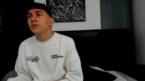 Snapshot of duolust chatting on 12, 10, 2025 Thomas and Noah online show from 12, 10, 2025