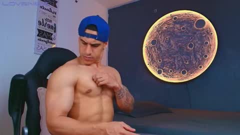 Snapshot of duran_dhikol1 chatting on 17, 4, 2026 duran_dhikol1 online show from 17, 4, 2026