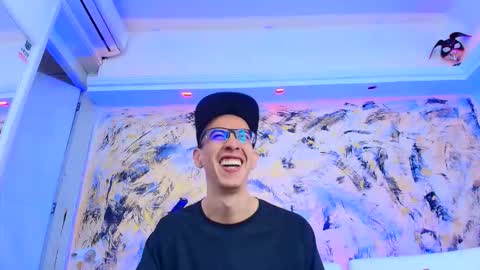 Dustin Dollin online show from 26, 11, 2025